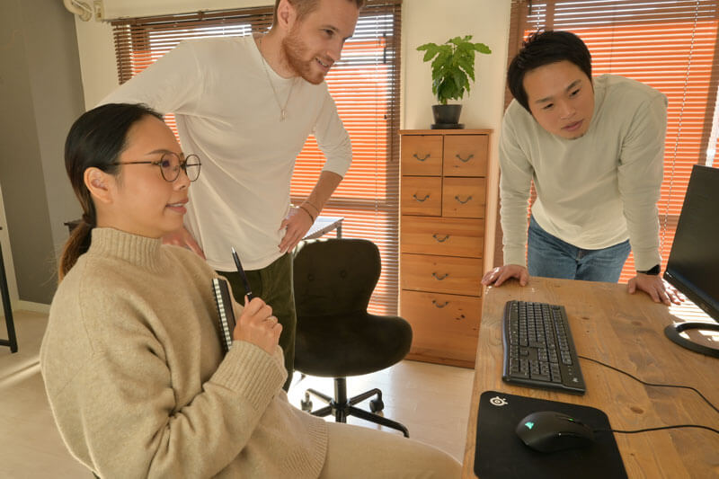 Image of IT Team Office of MCJ Export 4